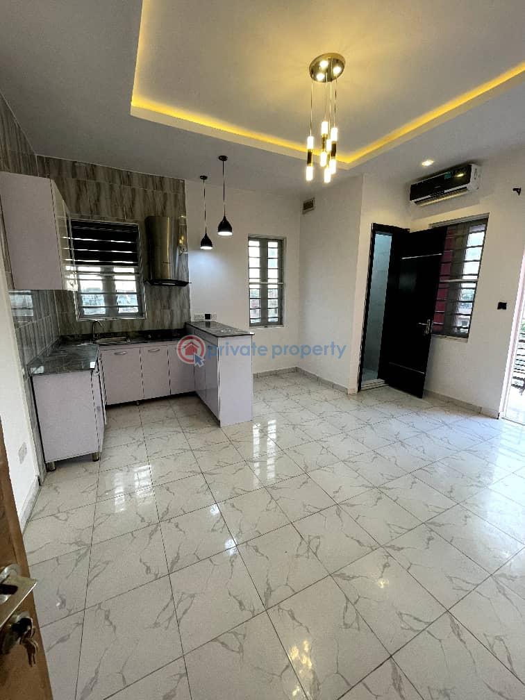 1 bedroom Mini Flat For Rent New Road Lekki Phase 2 Lagos - 7