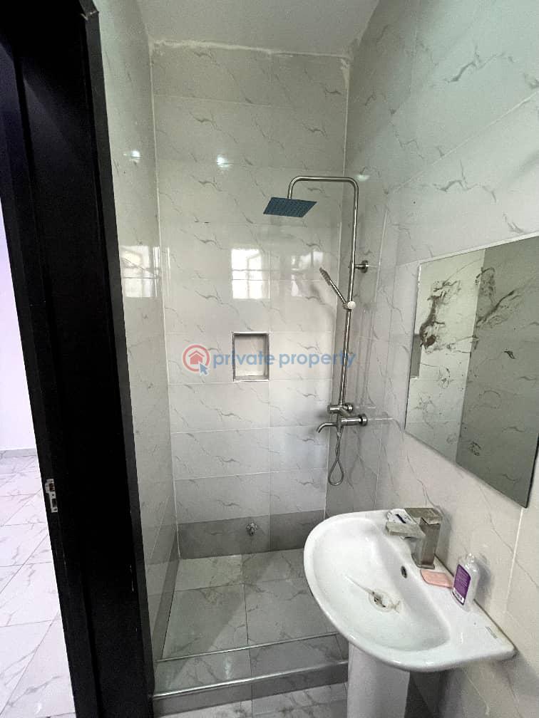 1 bedroom Mini Flat For Rent New Road Lekki Phase 2 Lagos - 6