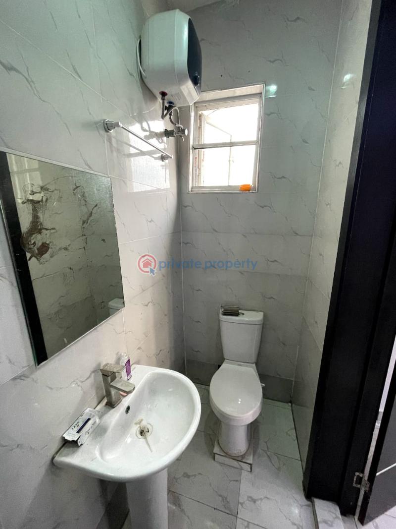 1 bedroom Mini Flat For Rent New Road Lekki Phase 2 Lagos - 4