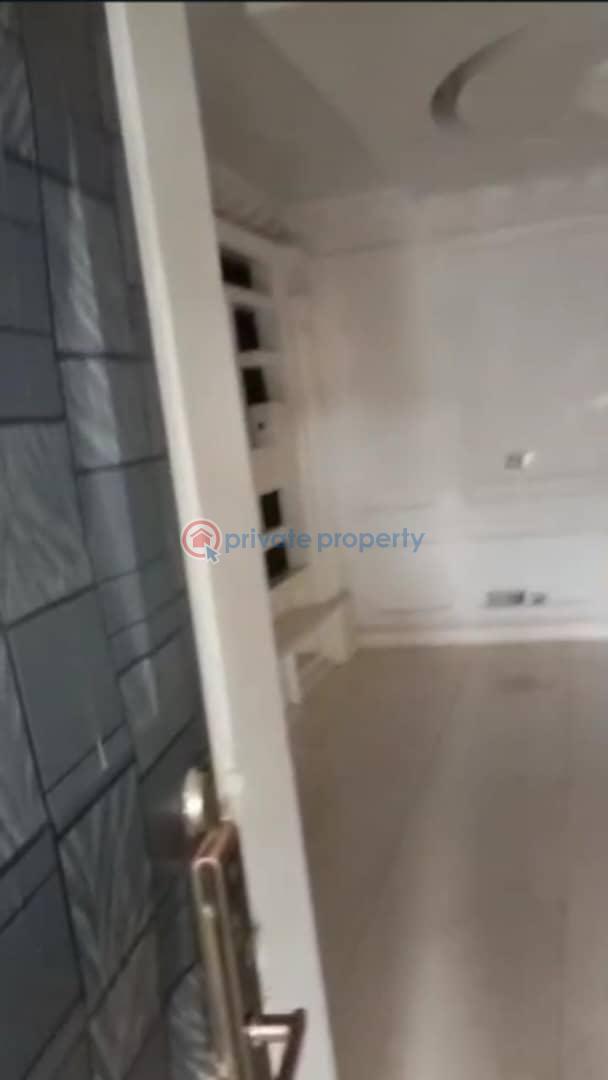 Semi furnished 2 bedroom flat with smart lock, in life camp. - 2 Flat & Apartment For Rent Lifecamp Abuja Phase 2  - 2