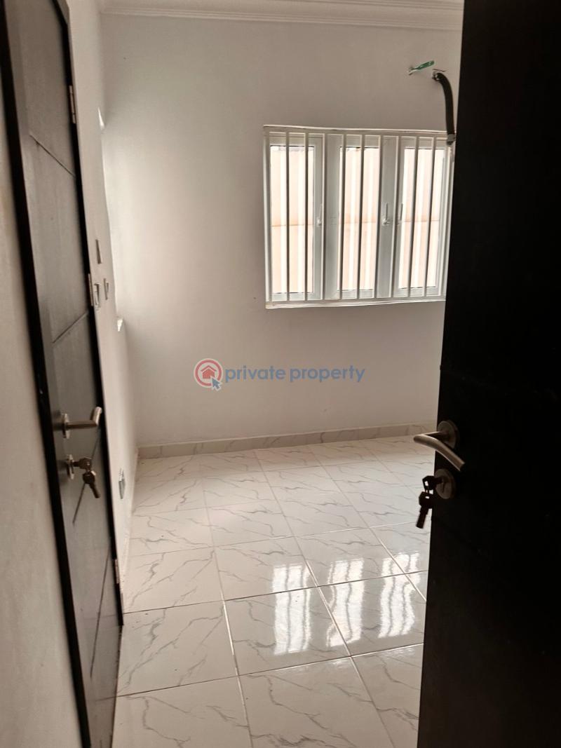 4 bedroom Block Of Flats For Sale Treasure Park Shimawa (golf And Estate) Magboro Lagos Extension Ogun - 1