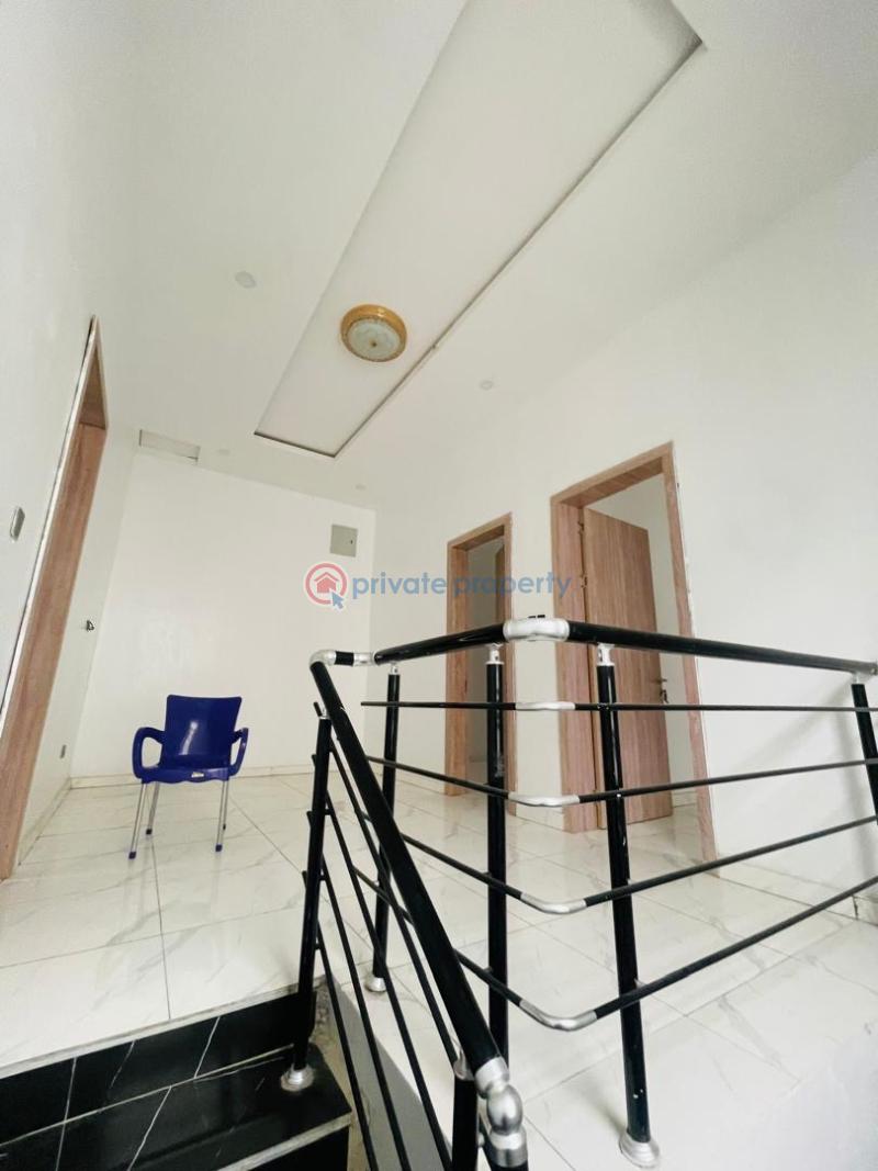 3 bedroom Studio Apartment For Rent Ikoyi Lagos - 1