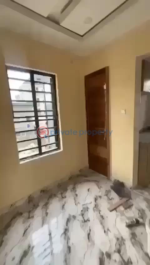 1 bedroom Self Contain For Rent Odenike Street Abule Ijesha Abule Ijesha  Yaba Lagos - 1