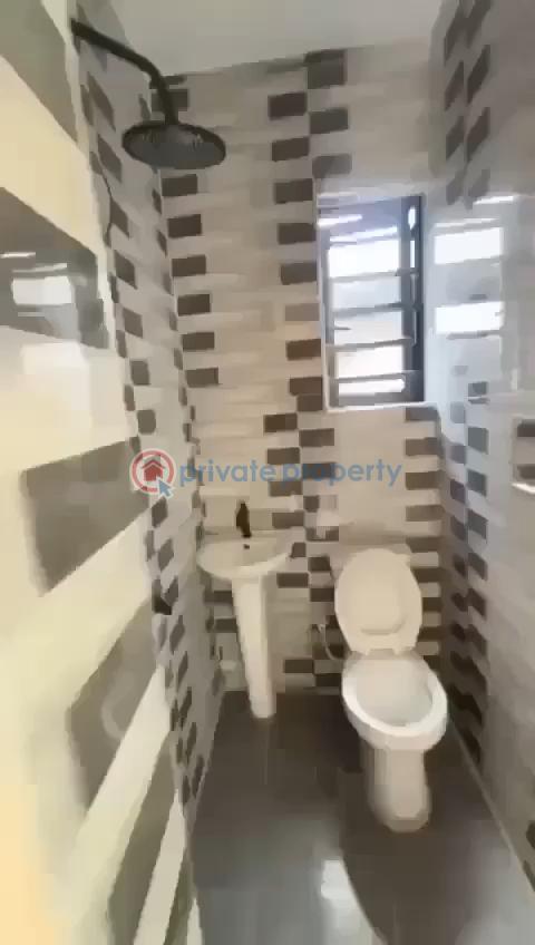 1 bedroom Self Contain For Rent Odenike Street Abule Ijesha Abule Ijesha  Yaba Lagos - 4