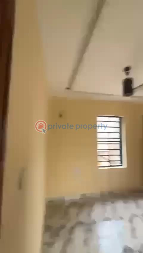 1 bedroom Self Contain For Rent Odenike Street Abule Ijesha Abule Ijesha  Yaba Lagos - 3