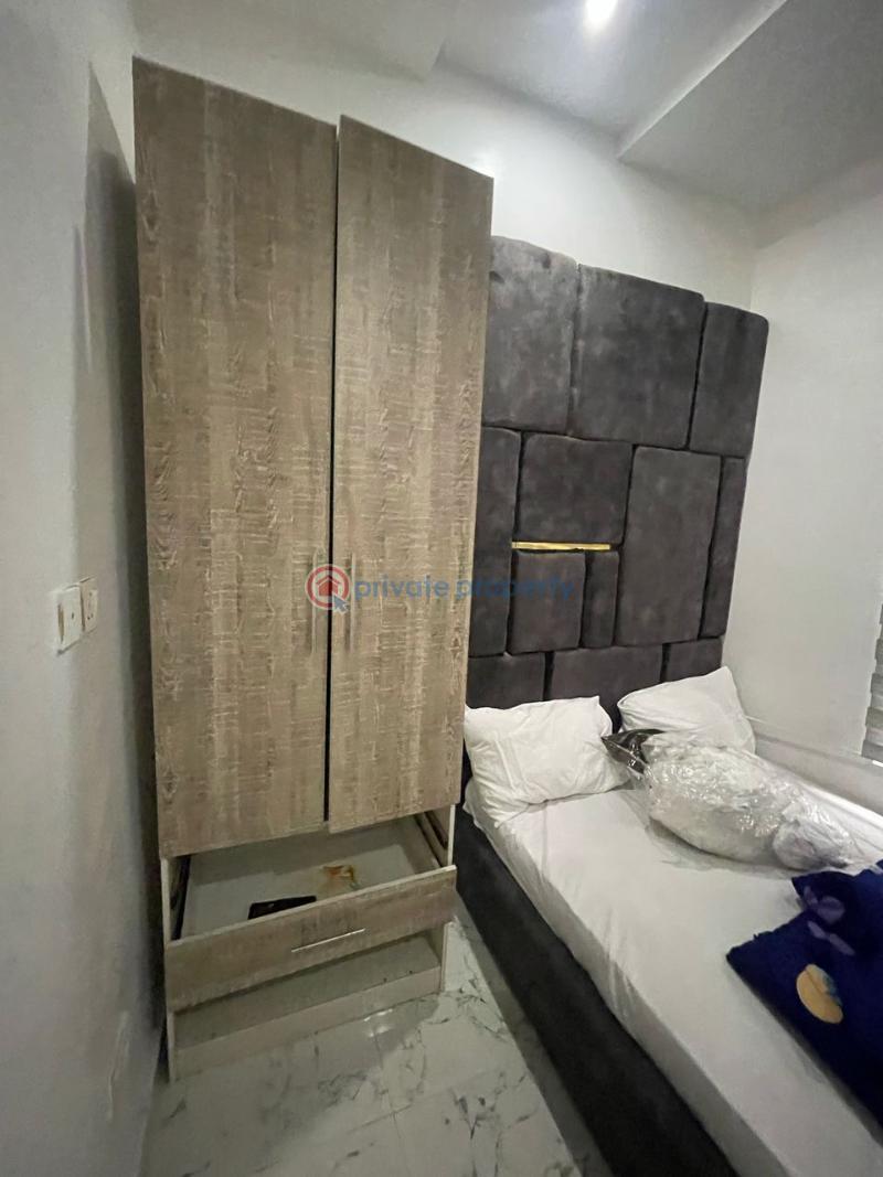 1 bedroom Shared Apartment For Rent Along Lekki Expressway Lagos - 1