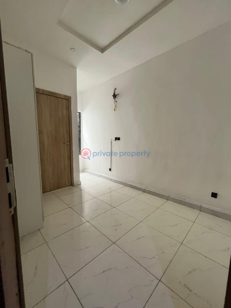 Semi master’s bedroom - 1 1 bedroom Shared Apartment For Rent Orchid Lekki Lagos - 1