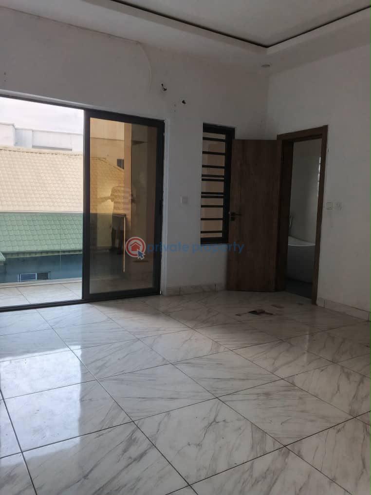 4 bedroom Semi detached Duplex For Rent Ilasan Lekki Lagos - 13