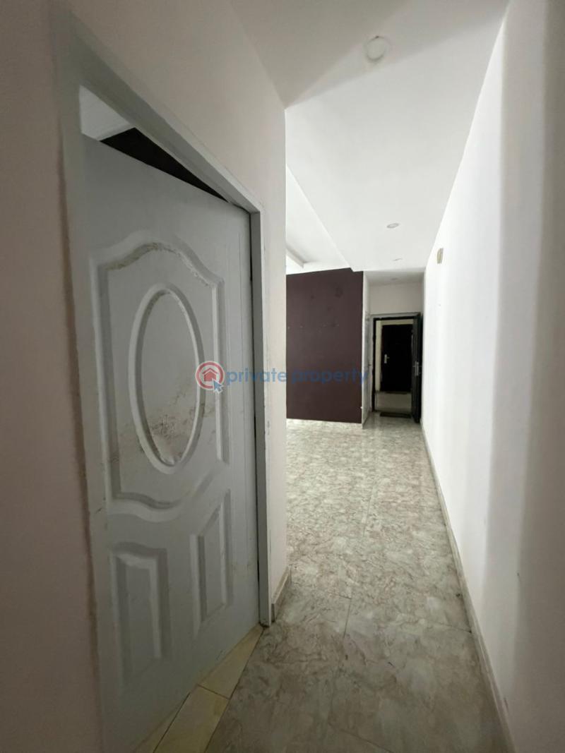 2 bedroom Block Of Flats For Rent Ikota Lekki Lagos - 10