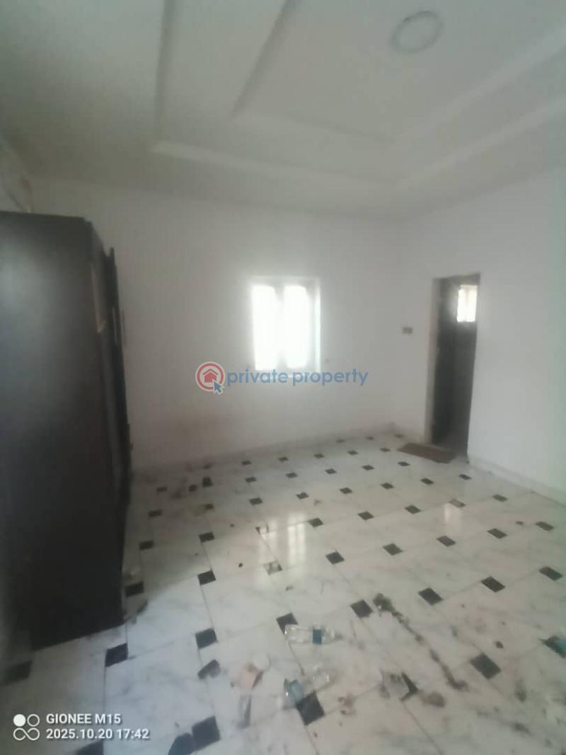 2 bedroom Block Of Flats For Rent Osapa London Lekki Lagos - 12