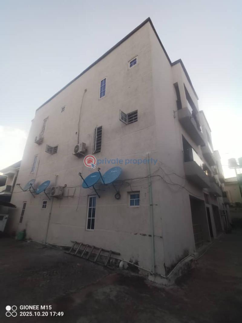 2 bedroom Block Of Flats For Rent Osapa London Lekki Lagos - 0