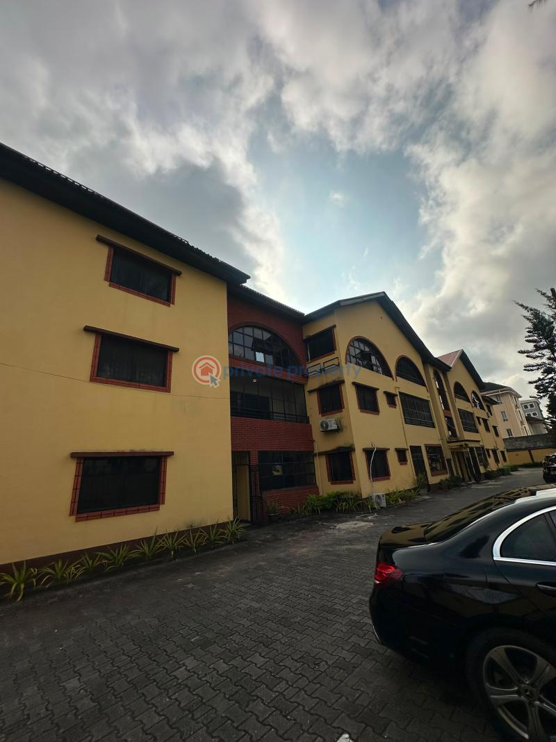 3 bedroom Block Of Flats For Rent Lekki Phase 1 Lagos
