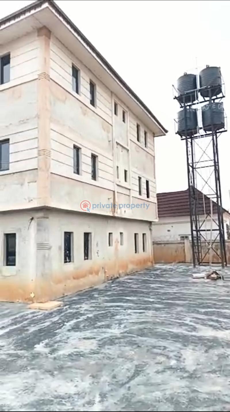 Block Of Flats For Sale Off Airport Road At Ebo Community, 5poles From Head Of Service Tarred Rd, Before Market Square Benincity.. Benin Edo - 1