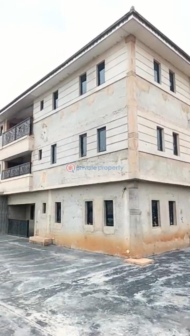 Block Of Flats For Sale Off Airport Road At Ebo Community, 5poles From Head Of Service Tarred Rd, Before Market Square Benincity.. Benin Edo - 0
