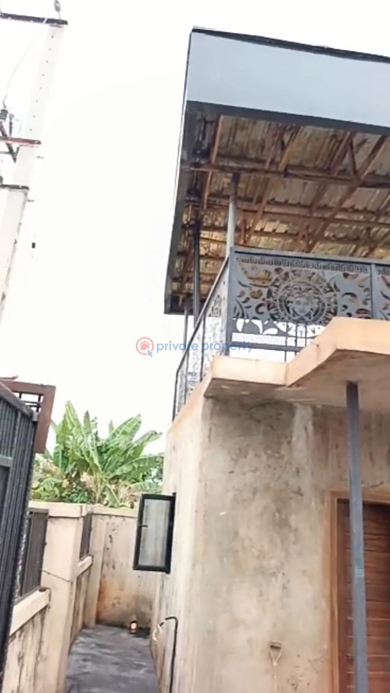 Block Of Flats For Sale Off Airport Road At Ebo Community, 5poles From Head Of Service Tarred Rd, Before Market Square Benincity.. Benin Edo - 2