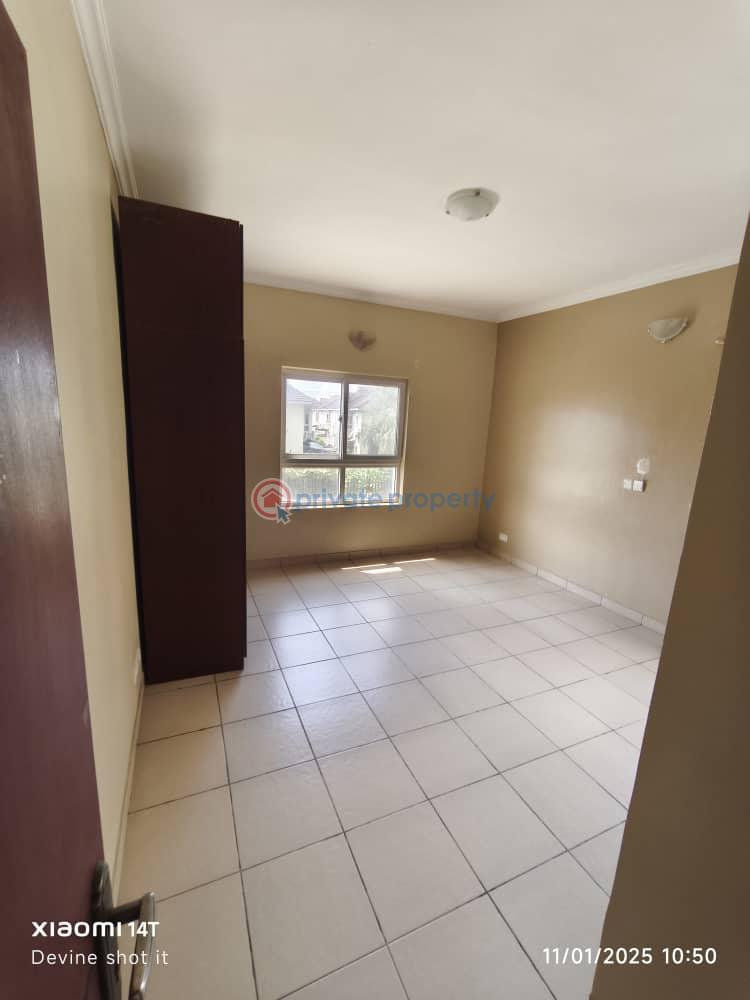 1 bedroom Self Contain For Rent Eletu Street Osapa London Osapa Lekki Lagos - 1