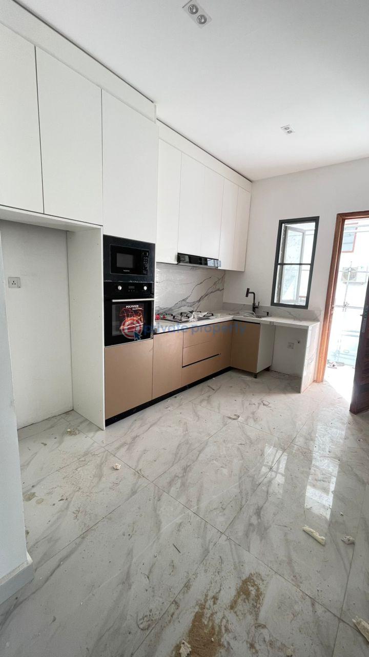 1 bedroom Mini Flat For Sale Lekki Right Lekki Phase 1 Lagos - 5