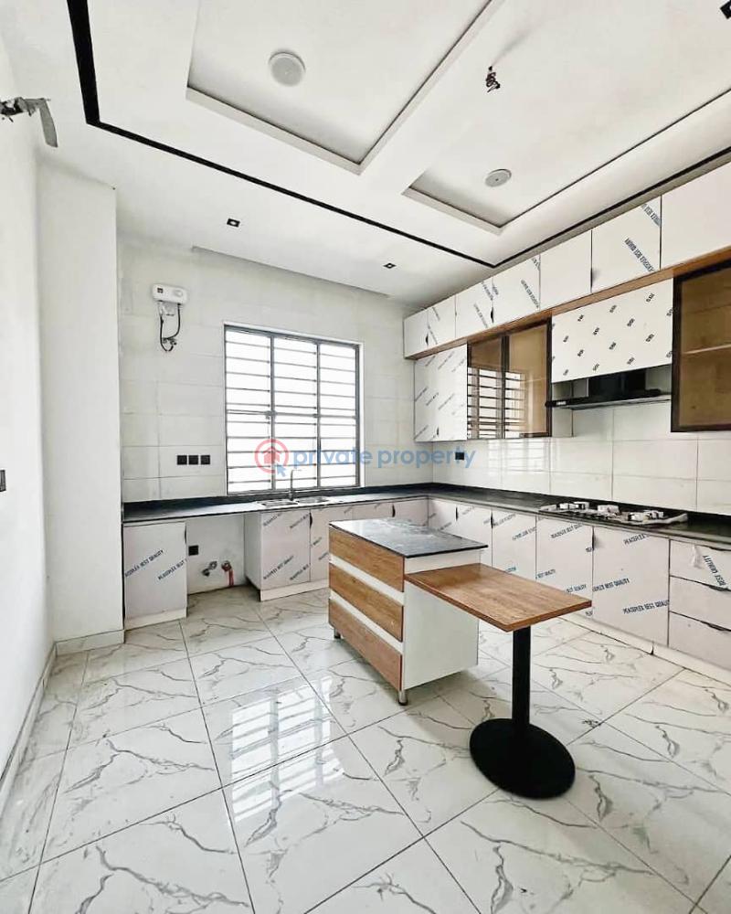 Serviced 2 bedroom apartment for sale - 5 2 bedroom Flat & Apartment For Sale Ikate Elegushi Lekki Lagos - 5