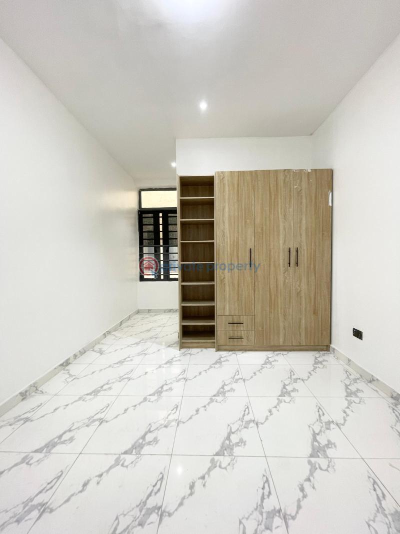 Serviced 2 bedroom apartment in chevron toll gate - 8 2 bedroom Block Of Flats For Rent Chevron Toll Gate Lekki Phase 1 Lagos - 8