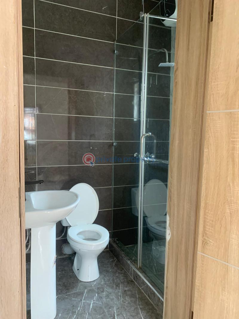 Serviced 2 bedroom apartment - 4 2 bedroom Flat & Apartment For Rent Idado Lekki Lagos - 4