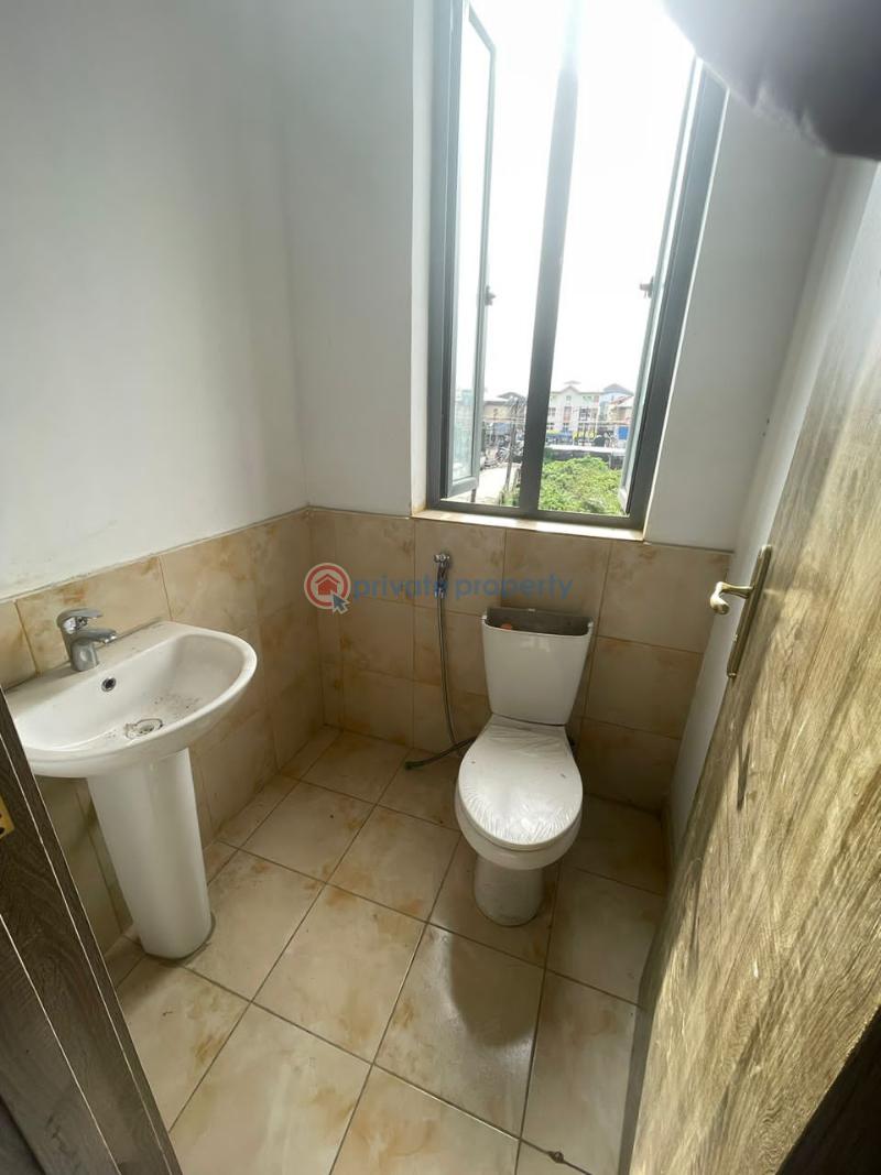 2 bedroom Flat & Apartment For Rent Araromi Agungi Lekki Lagos - 5