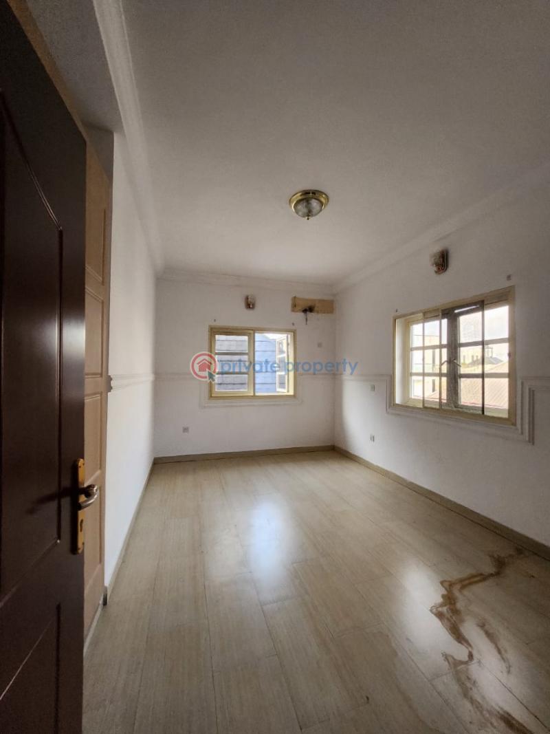 3 bedroom Duplex For Rent Osapa Lekki Lagos - 4