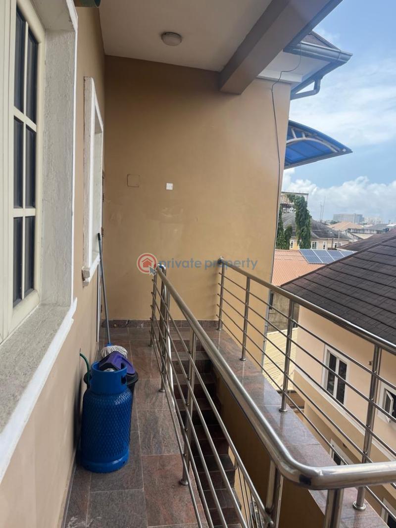 3 bedroom Block Of Flats For Rent Lekki Phase 1 Lekki Lagos - 1