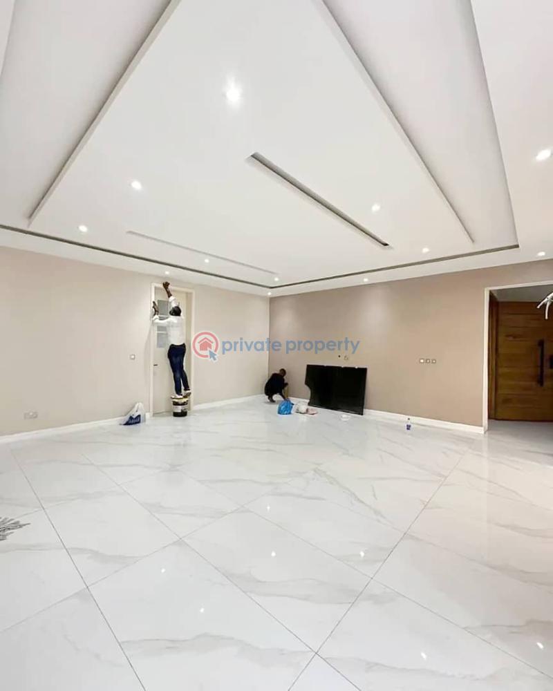 Serviced 3-bedroom flat in a well secured residential estate - 5 3 bedroom Flat & Apartment For Rent Old Ikoyi Lagos - 5