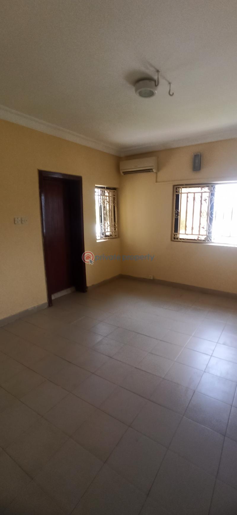 Serviced 3 bedrooms and bq - 7 4 bedroom Block Of Flats For Rent Wuse II Abuja Phase 1  - 7