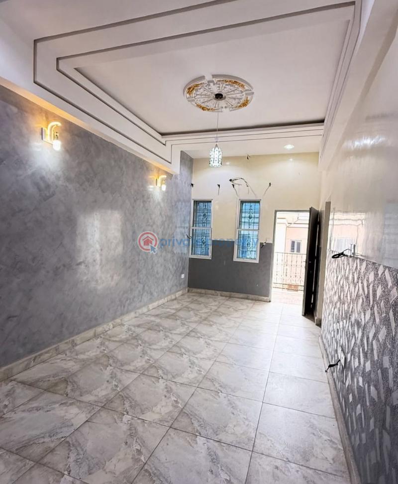 4 bedroom Townhouse For Rent Jahi District Jahi Abuja Phase 2  - 2