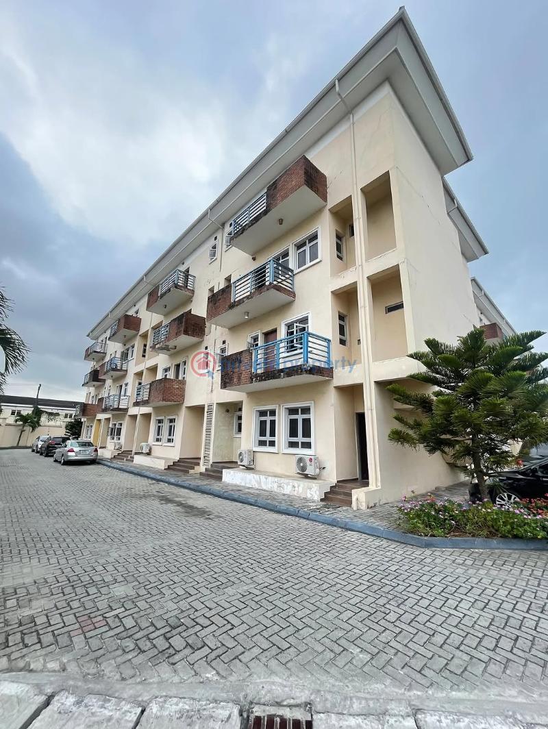 4 bedroom Maisonette For Rent Ologolo Lekki Lagos - 0