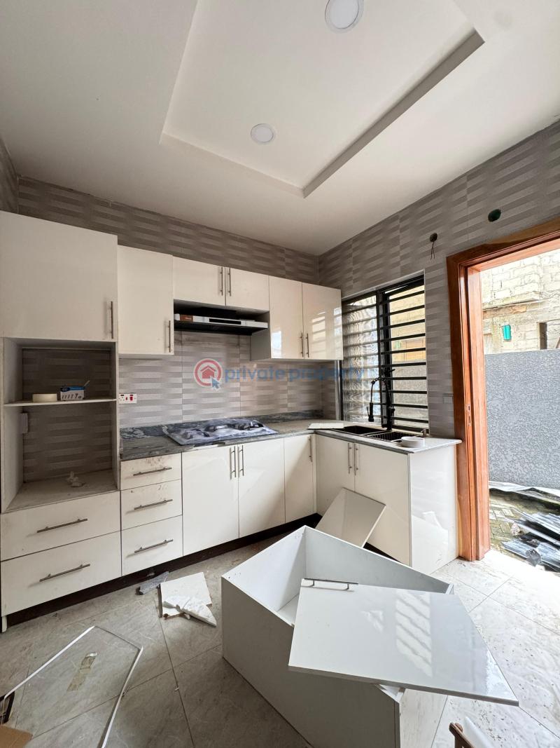 Serviced   4 bedroom semi-detached duplex  with a bq for sale‼️‼️ - 5 4 bedroom Semi detached Duplex For Sale Ikota Lekki Lagos - 5