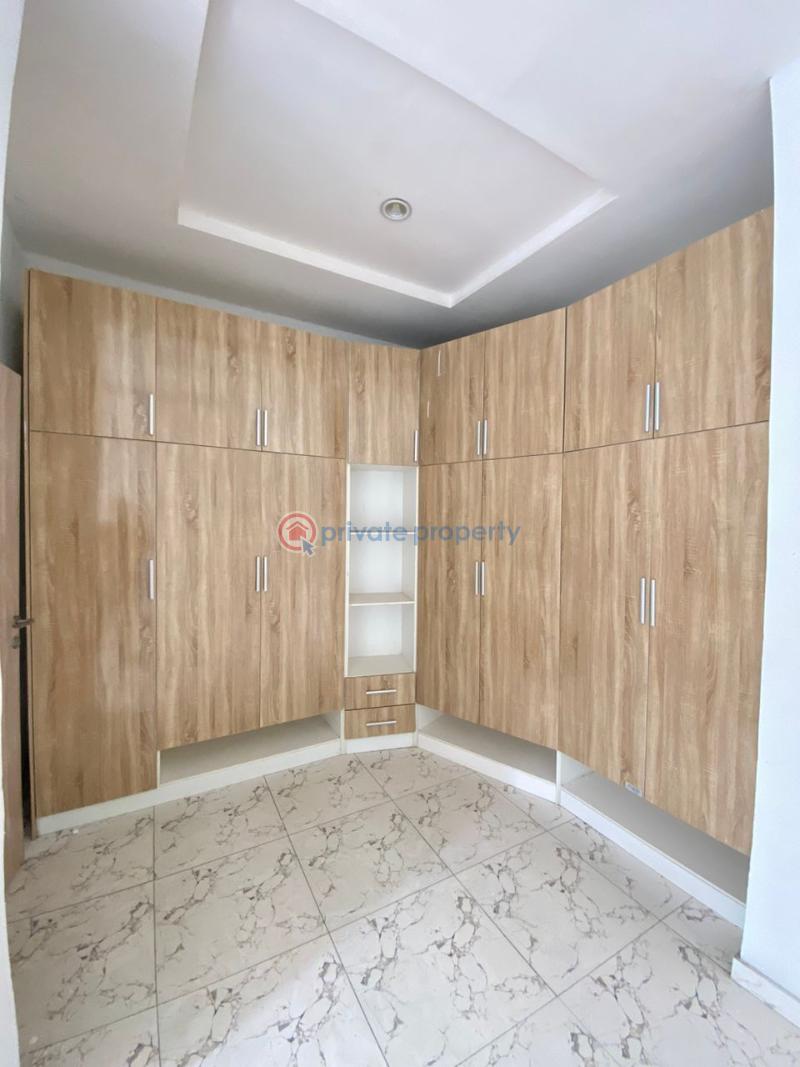 4 bedroom Terraced Duplex For Sale Orchid Road Lafiaji Lekki Lagos - 15