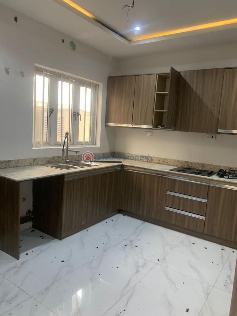4 bedroom Terrace For Rent Off Admiralty Way Lekki Phase 1 Lagos - 3