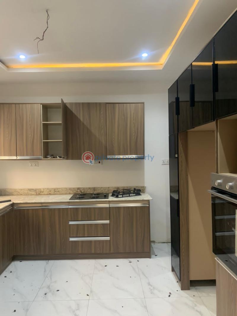 4 bedroom Terrace For Rent Off Admiralty Way Lekki Phase 1 Lagos - 4
