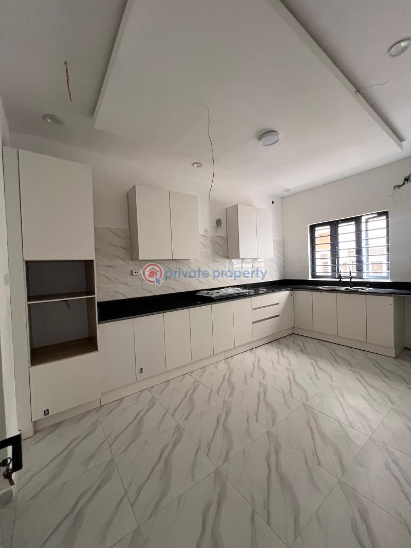 4 bedroom Terrace For Sale Ologolo Lekki Lagos - 3