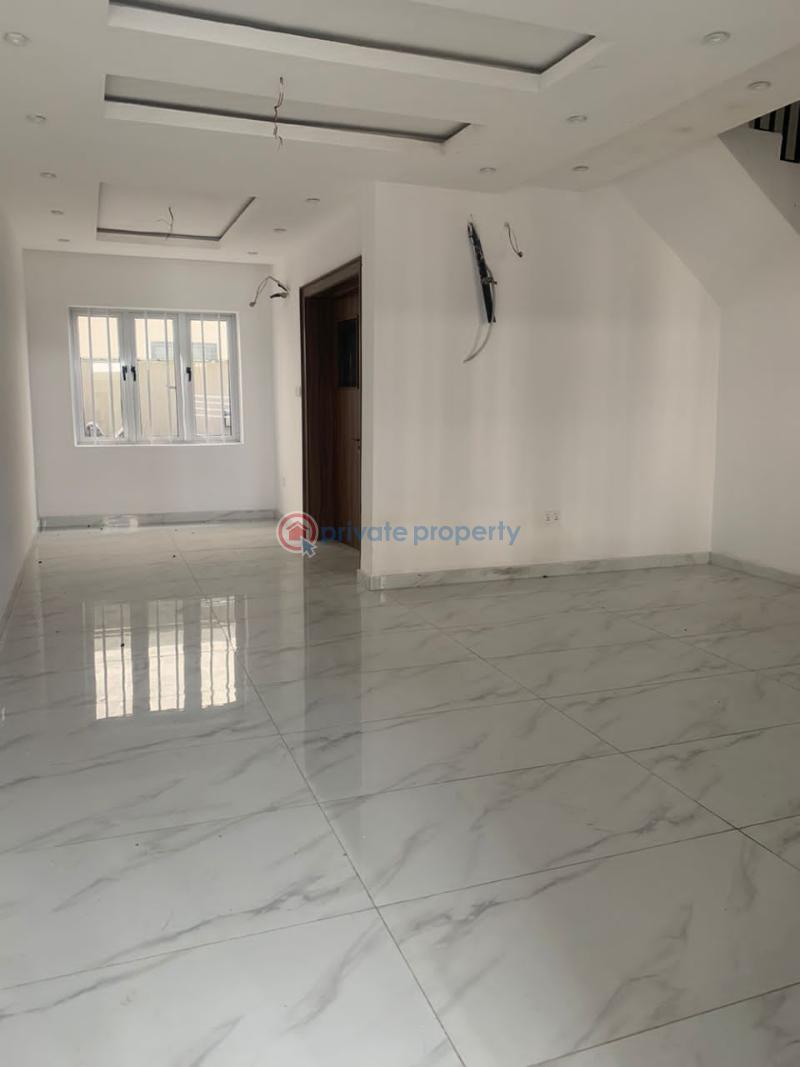 4 bedroom Terrace For Rent Off Admiralty Way Lekki Phase 1 Lagos - 2