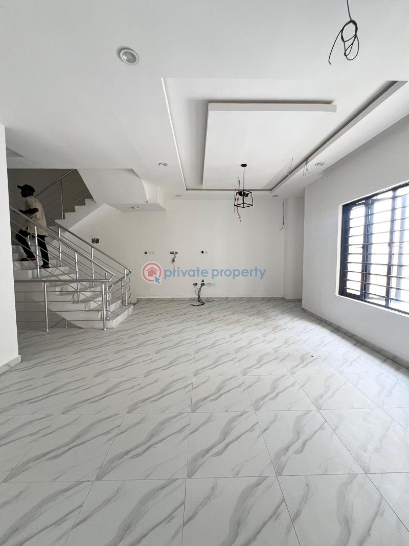 4 bedroom Terrace For Sale Ologolo Lekki Lagos - 1