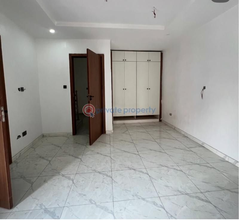 4 bedroom Terrace For Sale Chevron Drive Lekki Lagos - 5