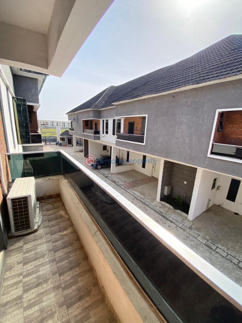 4 bedroom Detached Duplex For Sale Orchid Road Lafiaji Lekki Lagos - 3
