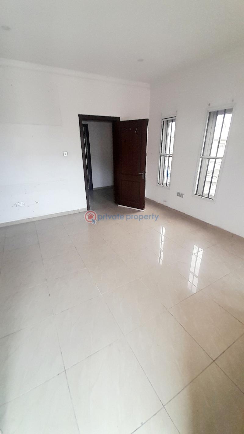 Serviced 4 bedroom terraced duplex with bq - 9 4 bedroom Terraced Duplex For Sale Osapa Lekki Lagos - 9