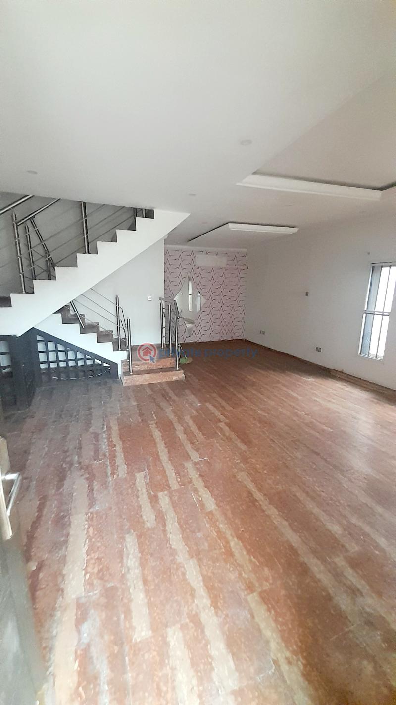 Serviced 4 bedroom terraced duplex with bq - 1 4 bedroom Terraced Duplex For Sale Osapa Lekki Lagos - 1