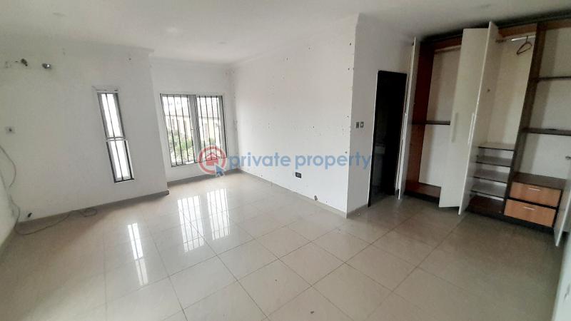 Serviced 4 bedroom terraced duplex with bq - 11 4 bedroom Terraced Duplex For Sale Osapa Lekki Lagos - 11