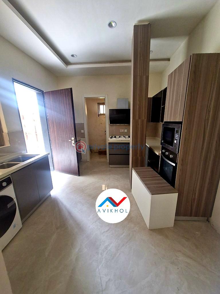 Serviced 5 bedroom semi-detached duplex with bq - 3 5 bedroom Semi detached Duplex For Sale Banana Island Ikoyi Lagos - 3