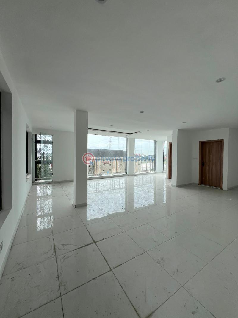 Shop For Rent Orchid Road Along Lekki Expressway Lagos - 0