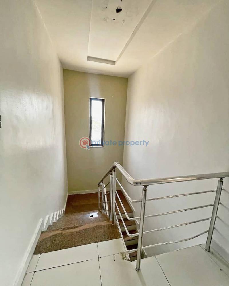 Serviced and spacious 4 bedroom terrace duplex with bq - 14 4 bedroom Terraced Duplex For Rent Lekki Phase 1 Lagos - 14