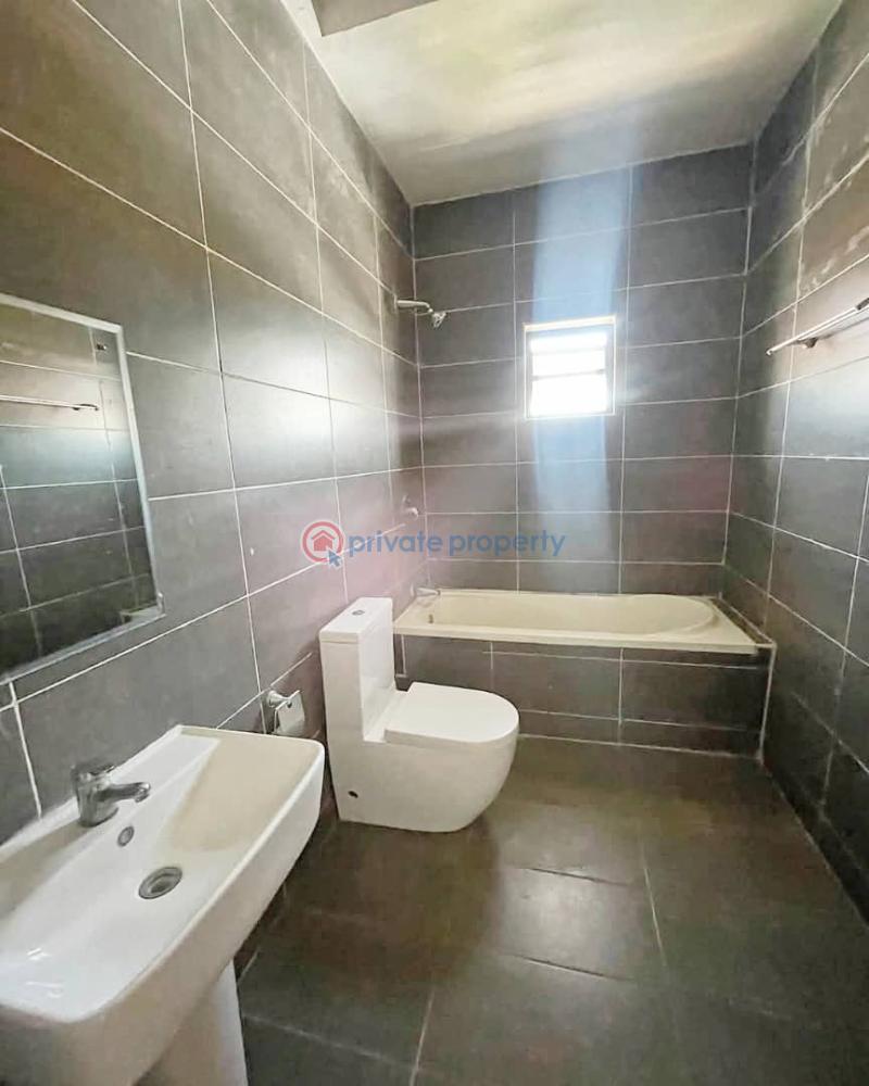 Serviced and spacious 4 bedroom terrace duplex with bq - 15 4 bedroom Terraced Duplex For Rent Lekki Phase 1 Lagos - 15