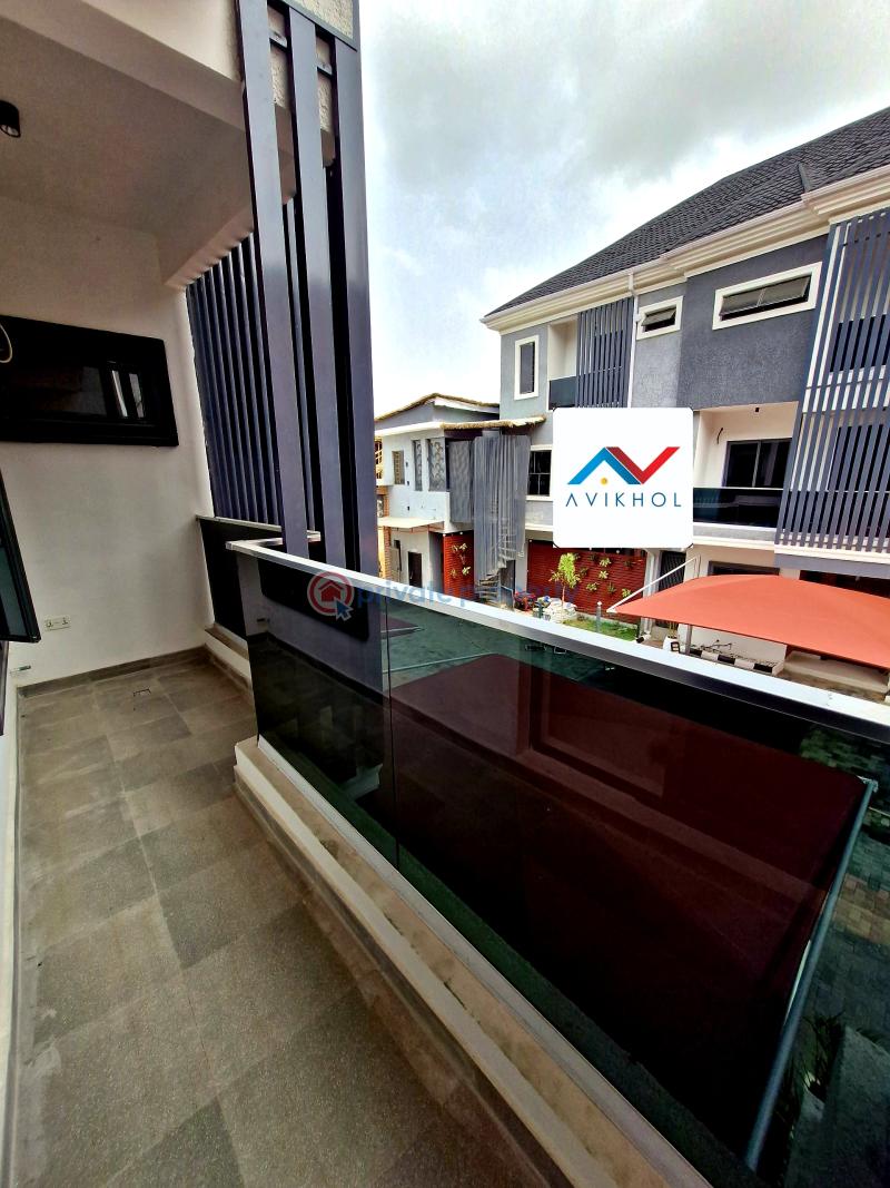 Serviced and well finished 4 bedroom terrace duplex with bq - 11 4 bedroom Terraced Duplex For Sale Ikate Elegushi Lekki Lagos - 11