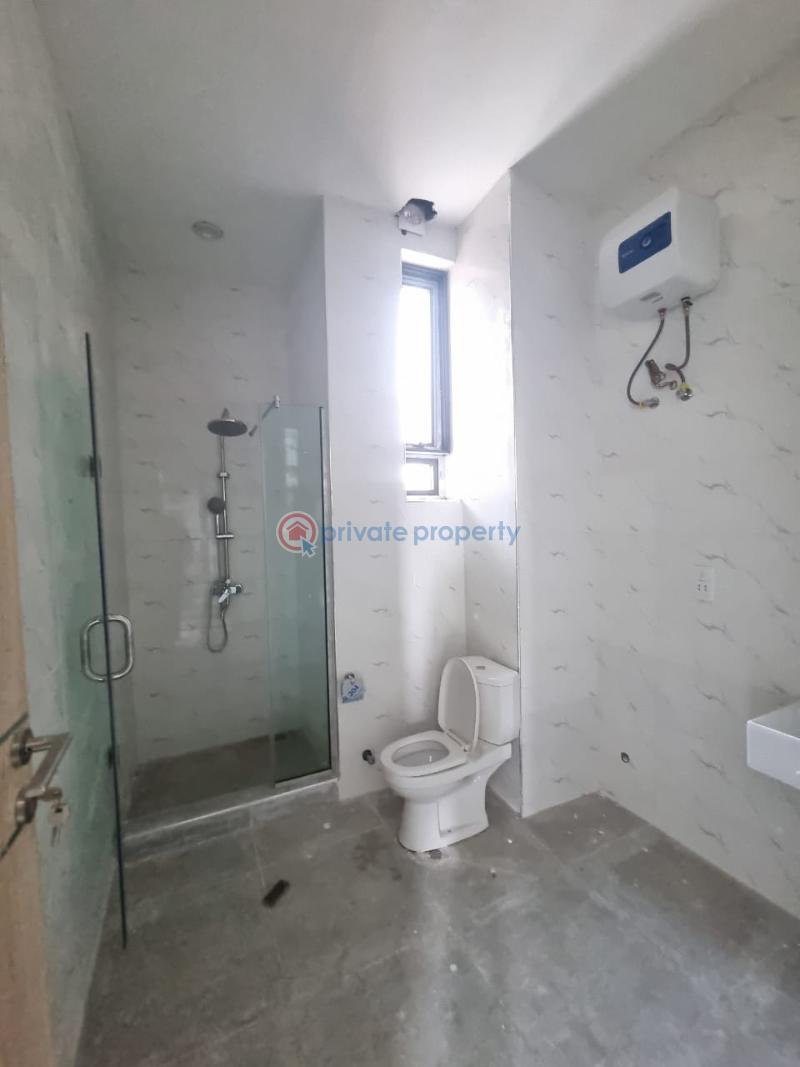 Serviced brand new 4 bedroom terrace duplex with bq within a mini estate - 4 4 bedroom Terraced Duplex For Rent Freedom Way Lekki Phase 1 Lagos - 4