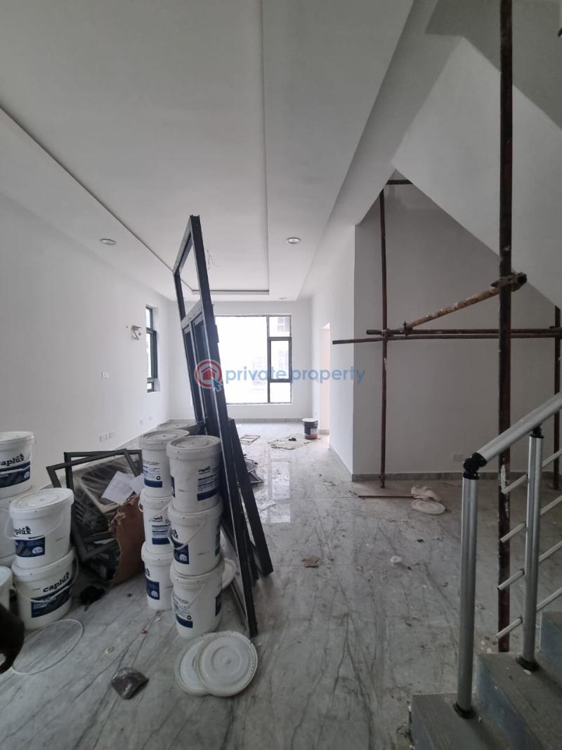 Serviced brand new 4 bedroom terrace duplex with bq within a mini estate - 5 4 bedroom Terraced Duplex For Rent Freedom Way Lekki Phase 1 Lagos - 5